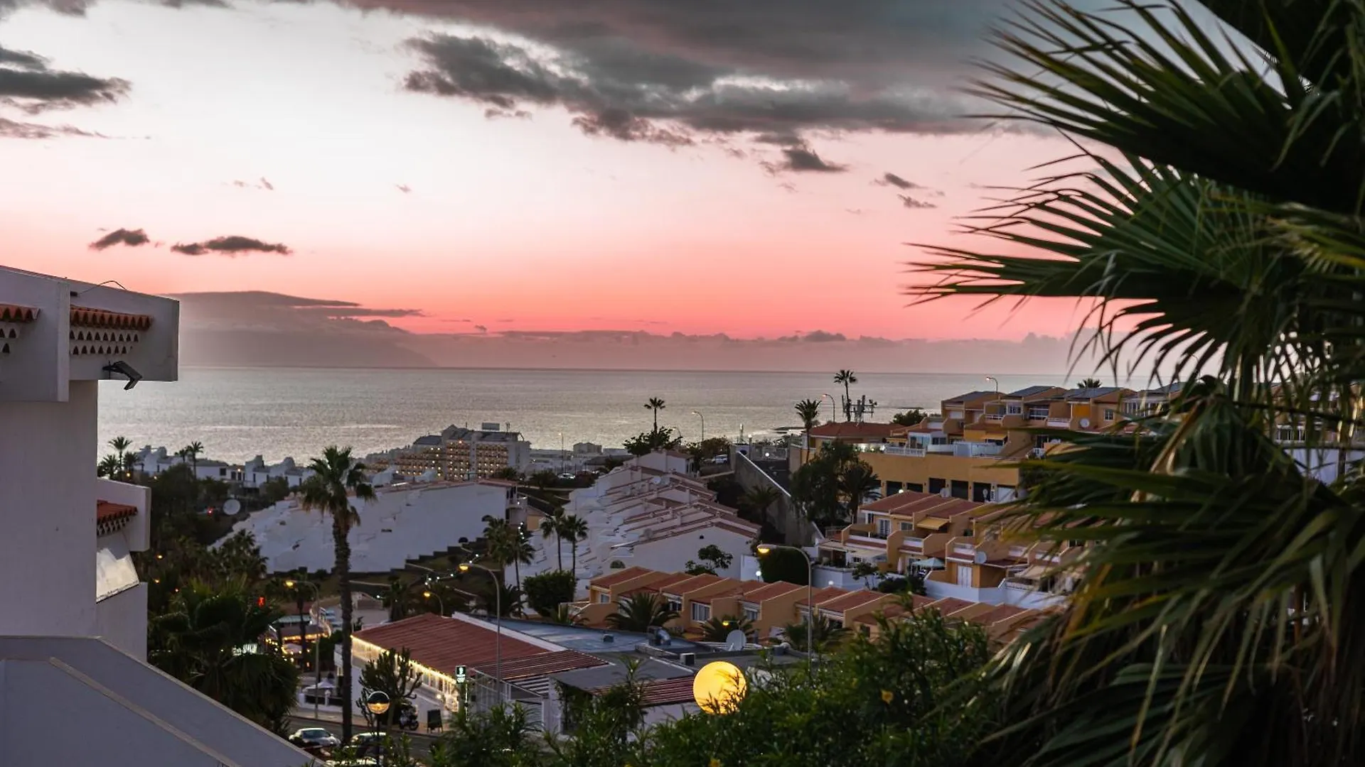 Costa Adeje Garden Aparthotel Playa de las Americas  3*, Playa de las Americas (Tenerife)
